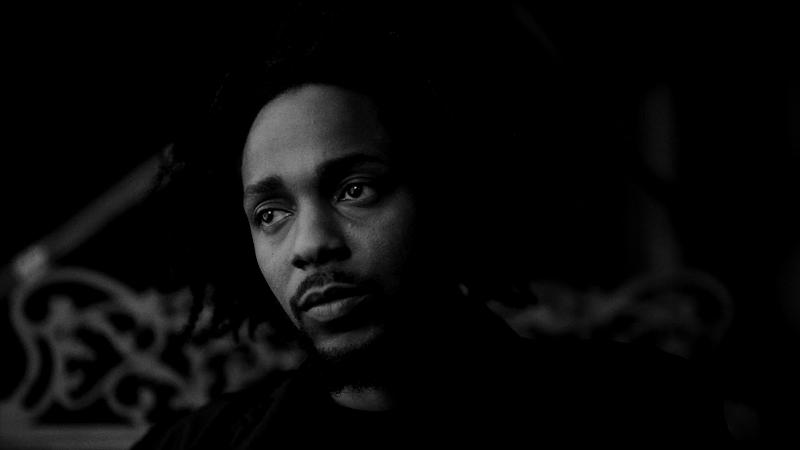 Kendrick Lamar in schwarzweiß