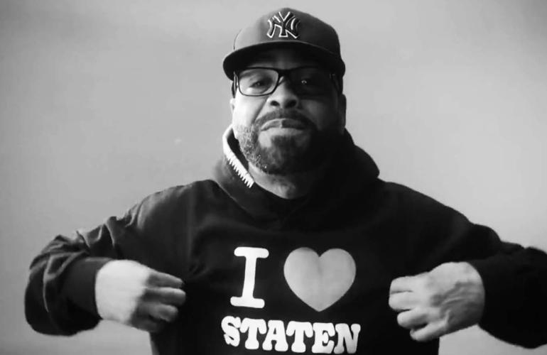 Method Man im "I <3 Staten Island”-Hoodie